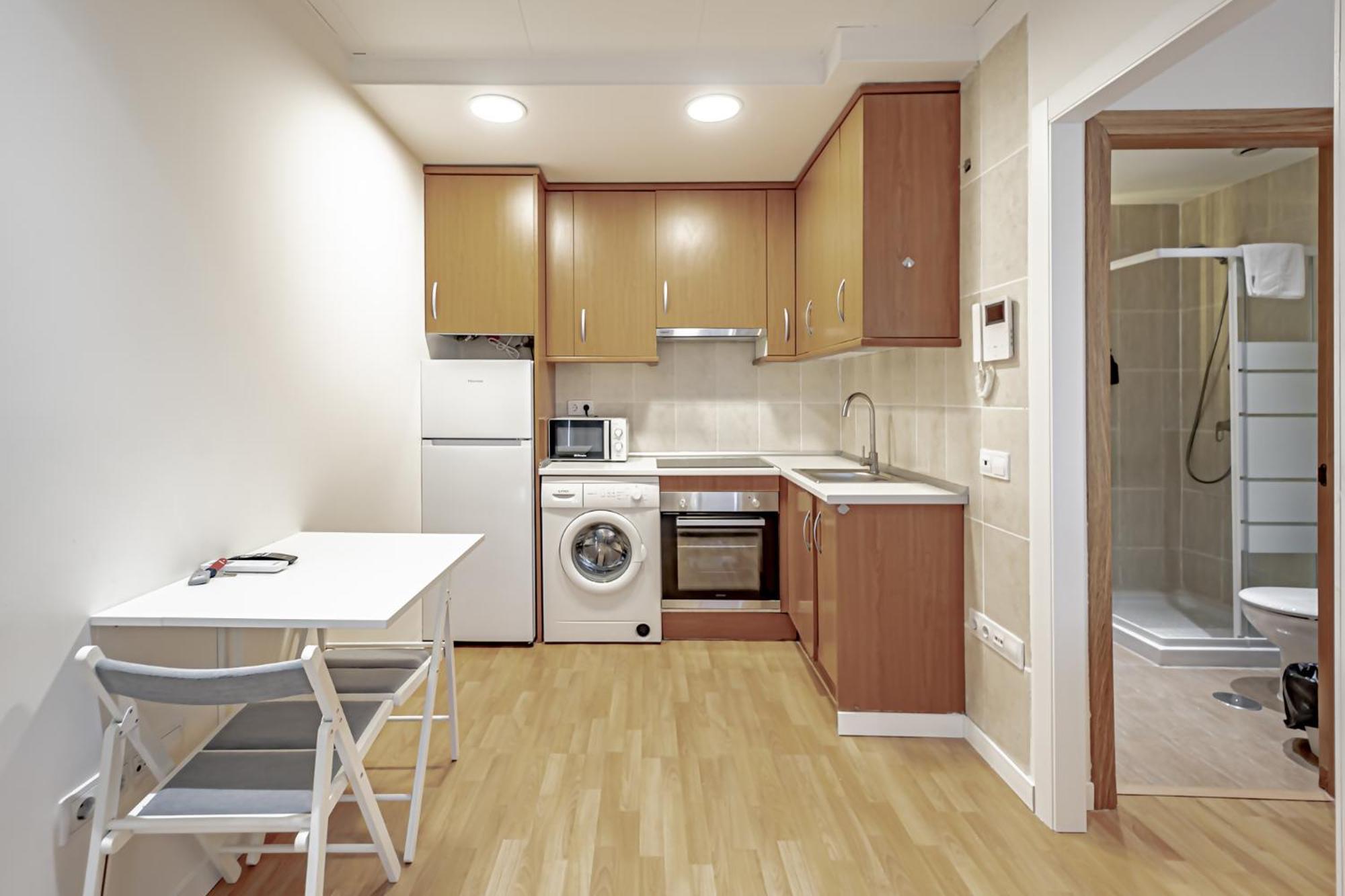 Apartamentos Noviembre 마드리드 외부 사진